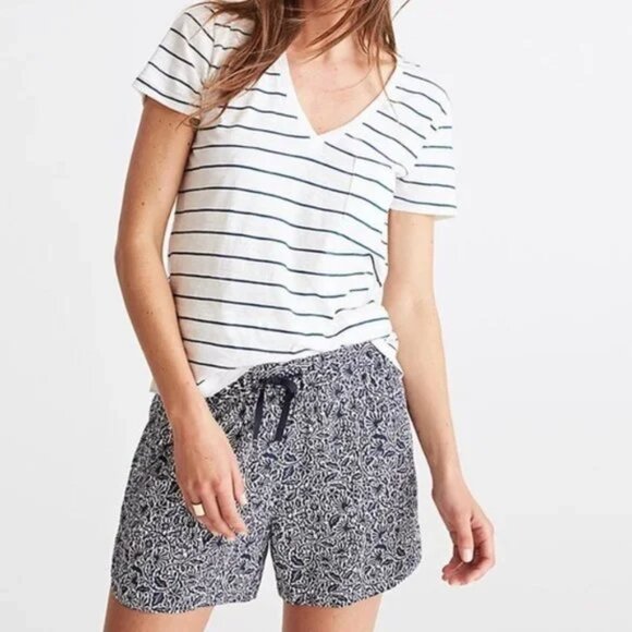 Madewell Drapey Pull On Shorts Wood Cut Floral with Pockets - Picture 1 of 6